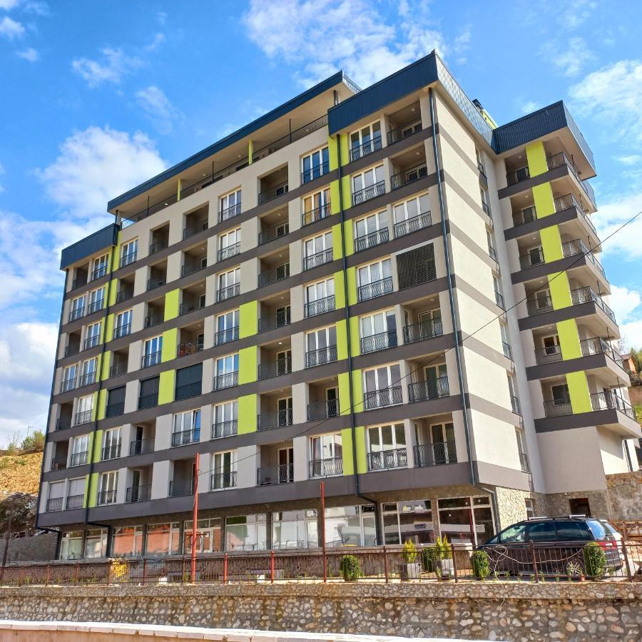 Apartment Aria Травник Екстериор снимка